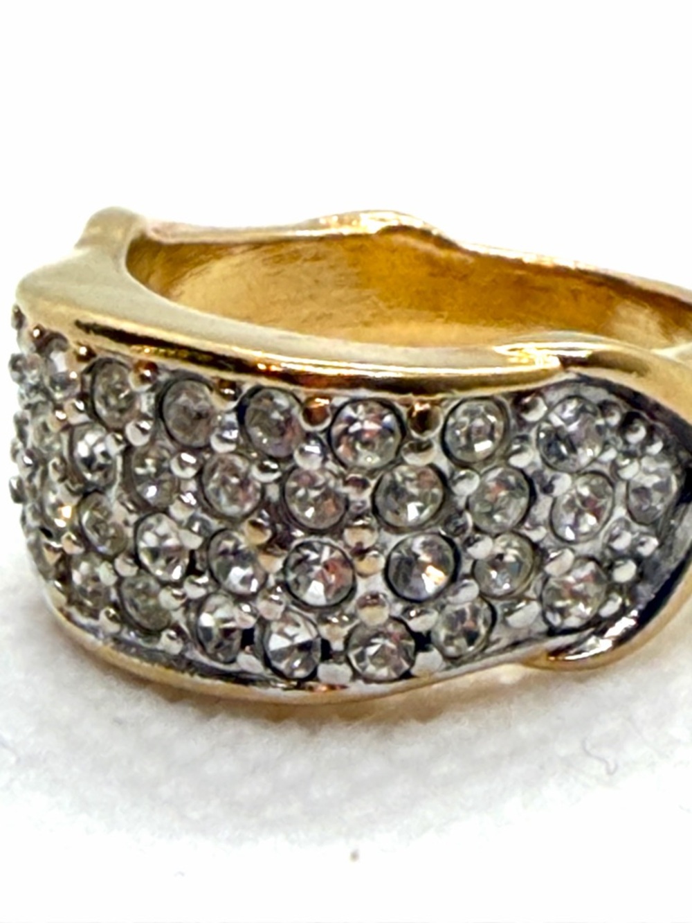 Vintage Avon Elizabeth Taylor Gold Plated Crystal Pave Wide Band Ring